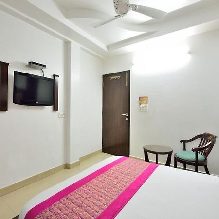 Hotel Sai International Neu-Delhi Exterior foto